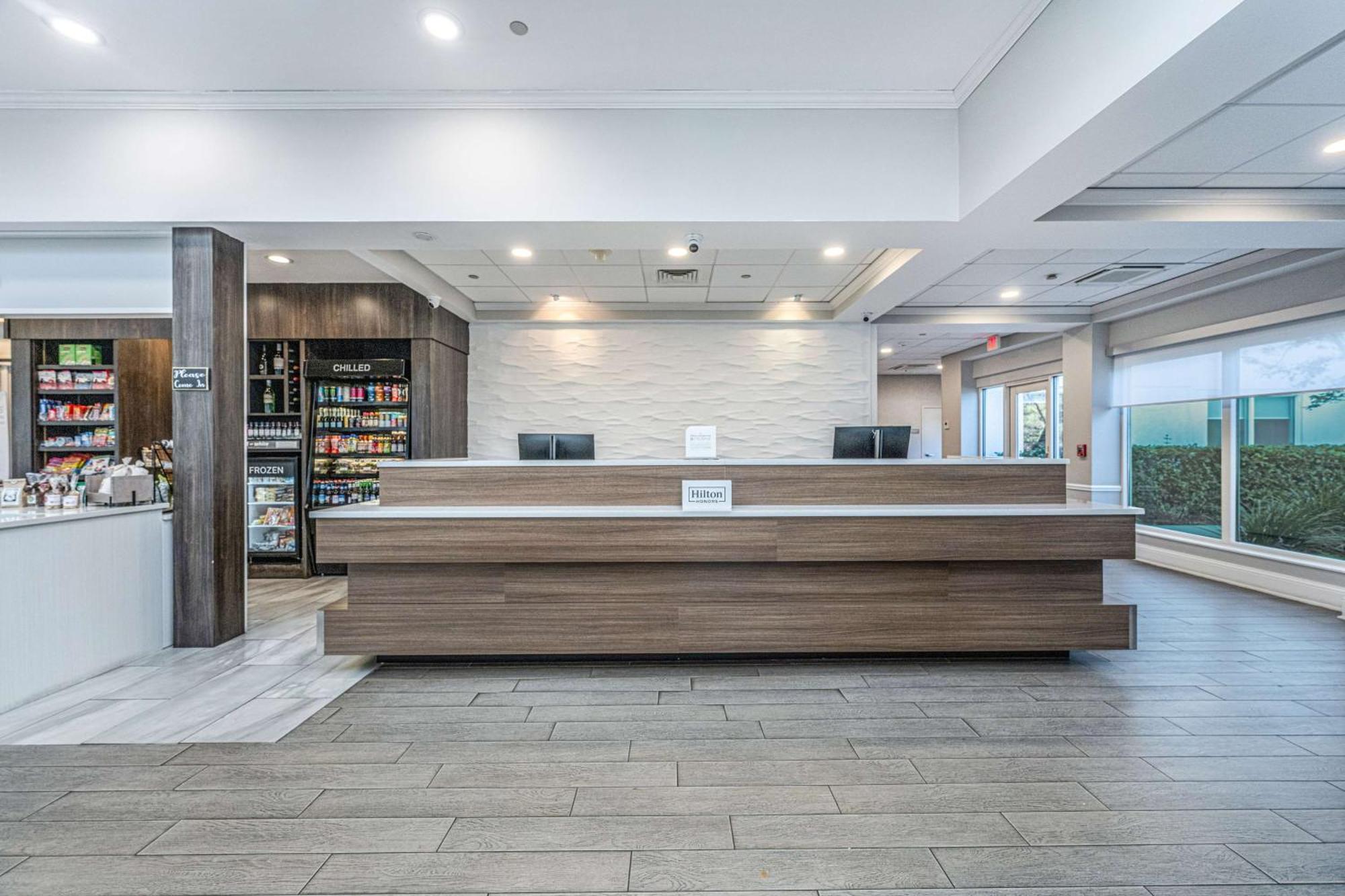 Hilton Garden Inn Charleston Airport North Charleston Exterior photo